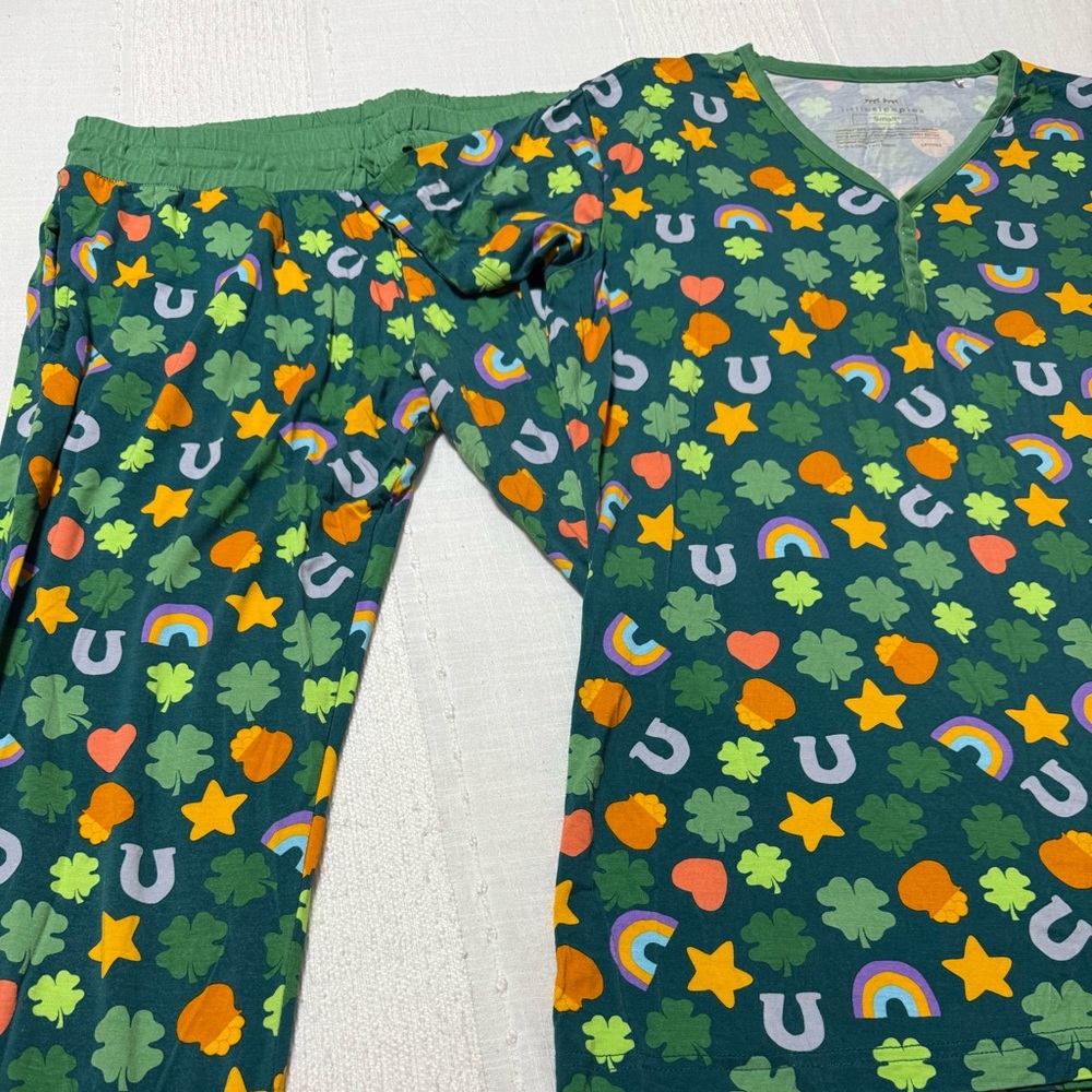 Little Sleepies St. Patrick S/S joggers PJ set, size S, no stains, rips or tears